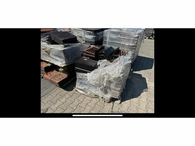 Roben - pallet keramische dakpannen (8x) - afbeelding 13 van  14