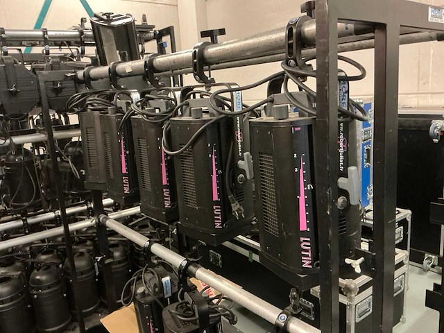 Robert juliat - lutin 306 - spotlights (8x) - afbeelding 2 van  7