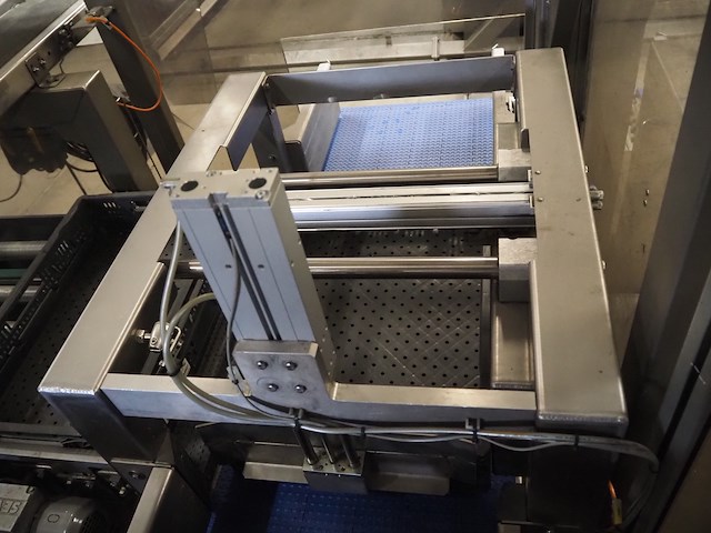 Robert pack / fanuc - afbeelding 18 van  49