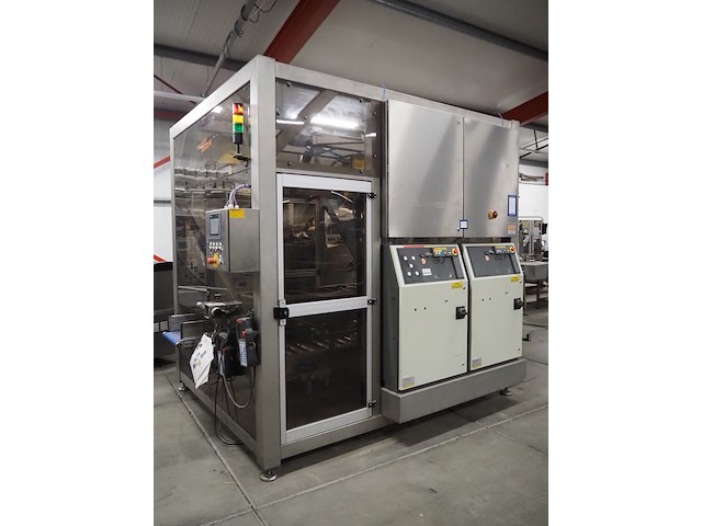 Robert pack / fanuc - afbeelding 12 van  49