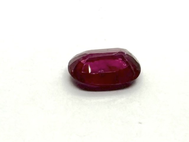 Robijn - 0.72 carat natuurlijke robijn - afbeelding 2 van  5