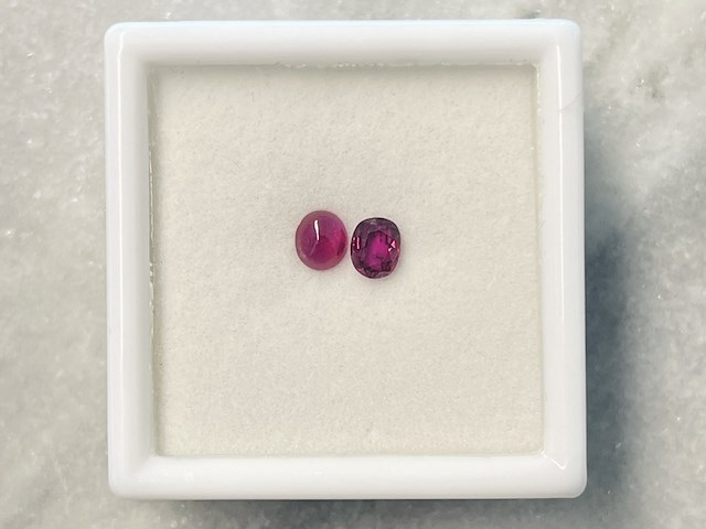 Robijn - 1.13 carat natuurlijke cabochon robijn - afbeelding 1 van  4