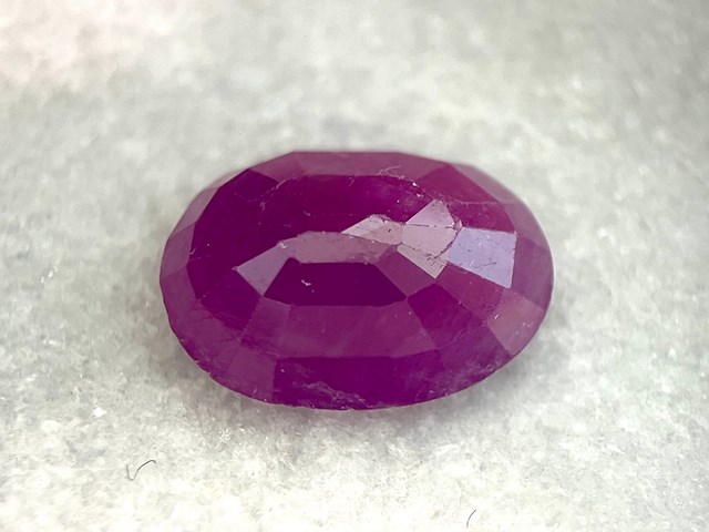 Robijn - 12.48 carat natuurlijke robijn - afbeelding 1 van  5