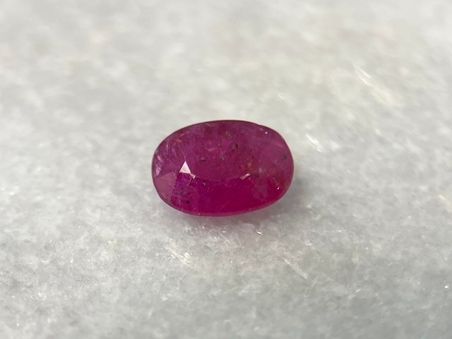 Robijn - 1.56 carat natuurlijke robijn - afbeelding 1 van  6