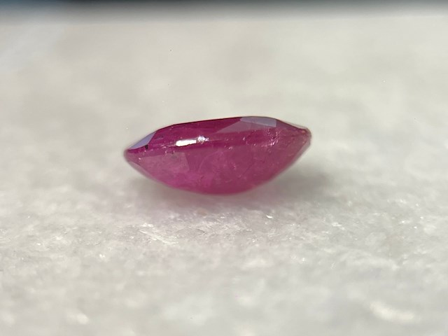 Robijn - 1.56 carat natuurlijke robijn - afbeelding 2 van  6