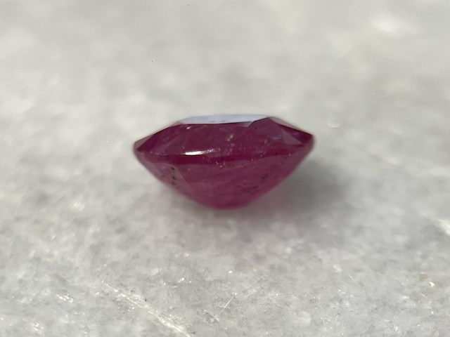 Robijn - 1.89 carat natuurlijke robijn - afbeelding 2 van  6