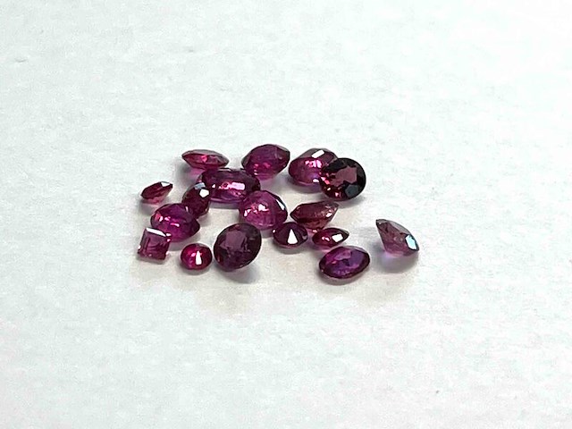 Robijn - 2.03 carat natuurlijke robijn - afbeelding 1 van  3