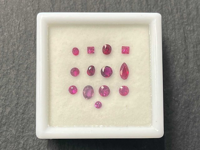 Robijn - 2.05 carat natuurlijke robijn - afbeelding 1 van  3