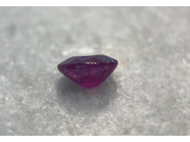 Robijn - 2.28 natuurlijke robijn - afbeelding 3 van  3