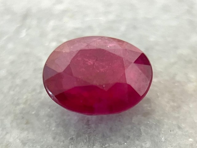 Robijn - 2.40 carat natuurlijke robijn - afbeelding 1 van  5