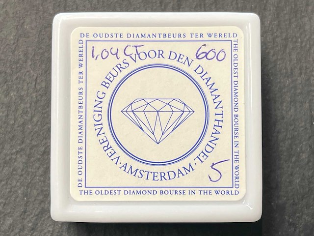 Robijn 1.04 carat natuurlijke robijn - afbeelding 2 van  3