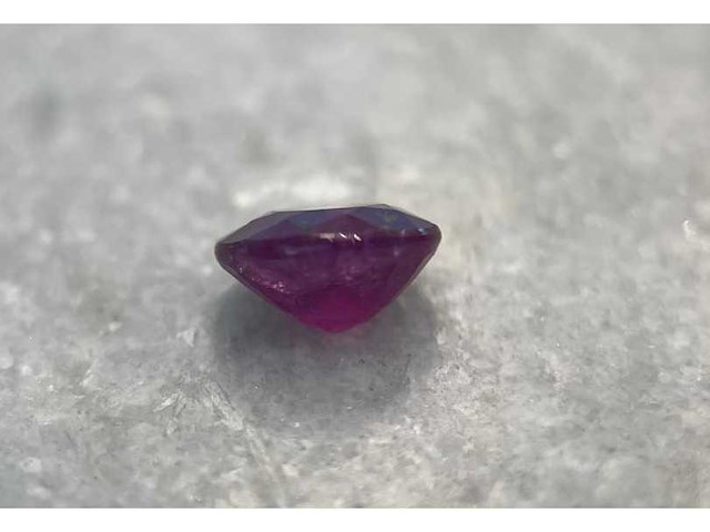 Robijn 2.28 carat natuurlijke robijn - afbeelding 4 van  4