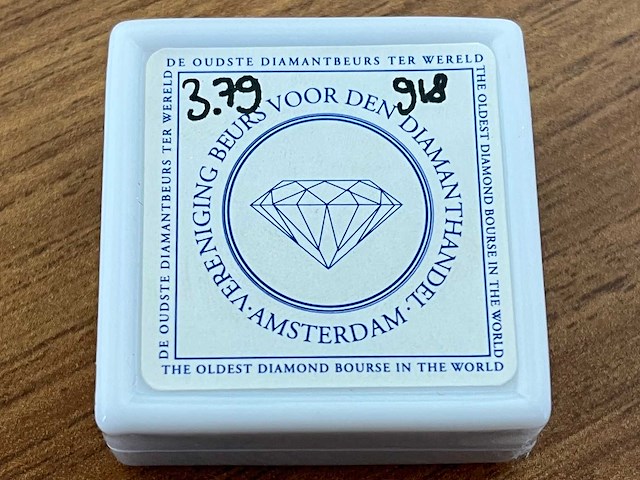 Robijn 3.79 carat natuurlijke robijn - afbeelding 4 van  4