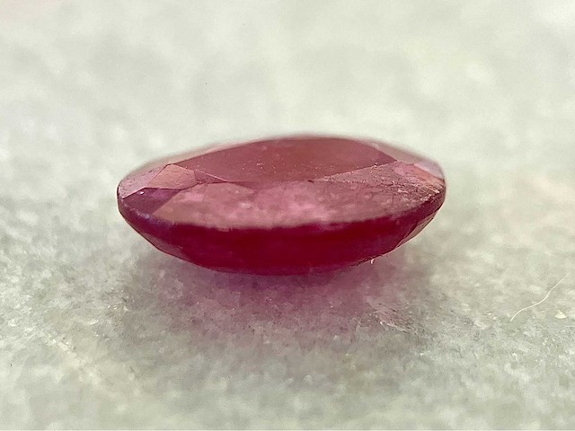 Robijn 9.87 carat natuurlijke robijn - afbeelding 2 van  5