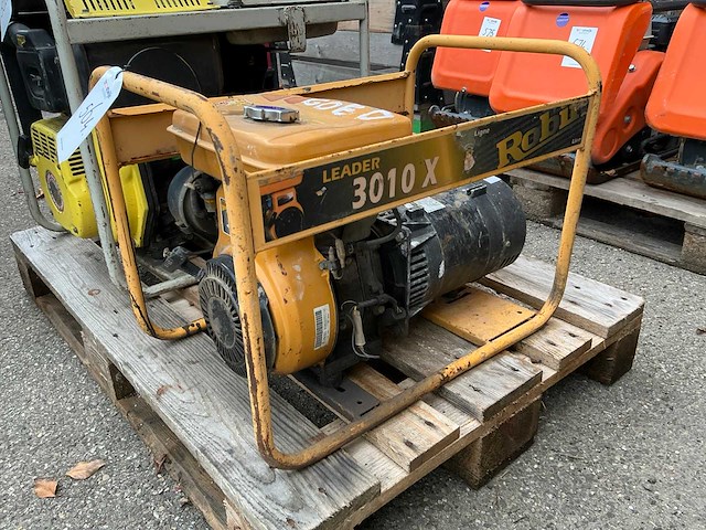 Robin leader 3010x noodstroomaggregaat - afbeelding 1 van  4