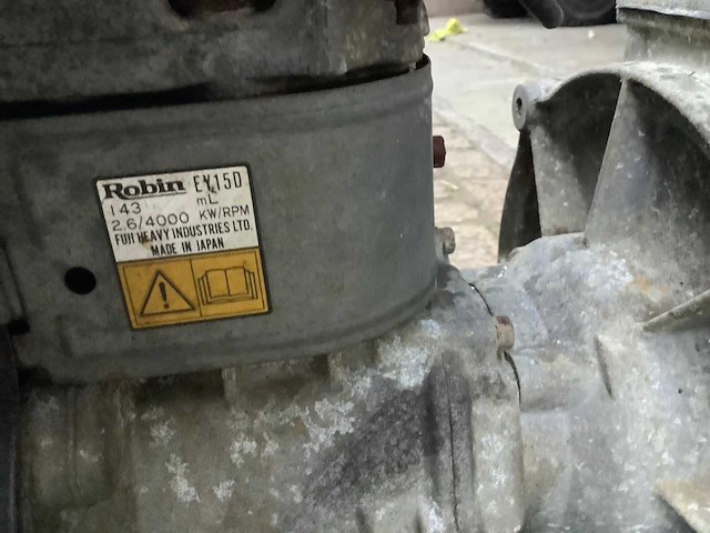 Robin ptg205 vuilwaterpomp - afbeelding 2 van  4