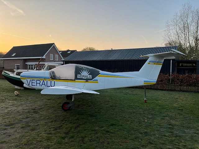 Robin r3000/160 vliegtuig reclame object (marge) - afbeelding 3 van  10