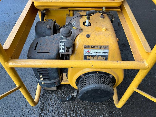 Robin stroomaggregaat - afbeelding 5 van  8