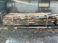 Robinia palen ø 120-140mm geschild en gepunt - 3500mm. - afbeelding 1 van  6