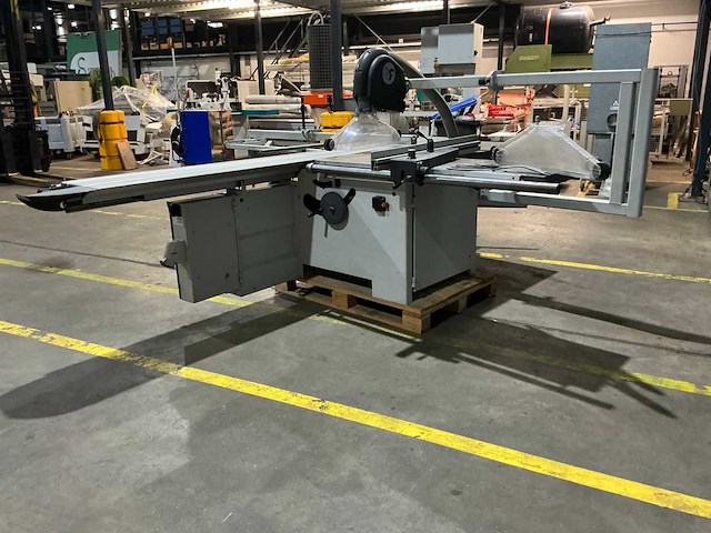 Robland - 2010 - z 3200 - formaatcirkelzaagmachine - afbeelding 4 van  23