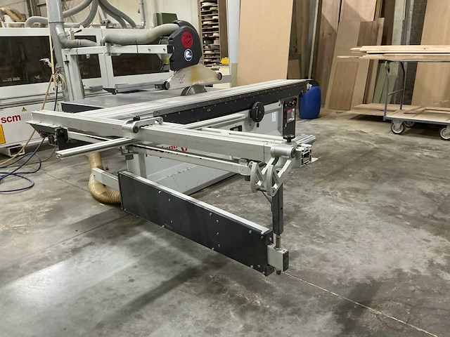 Robland z320 paneelcirkelzaagmachine - afbeelding 4 van  10