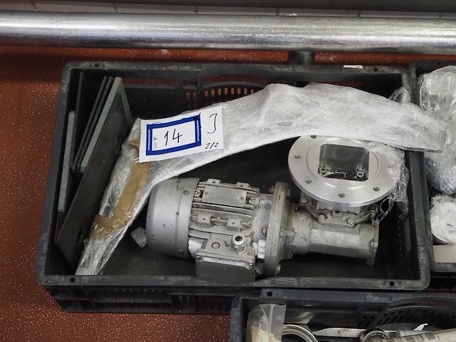 Roboqbo - afbeelding 11 van  19