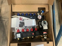 Robot 5-groeps 261985 vloerverwarmingset - afbeelding 1 van  5