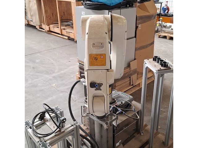 Robot met besturingskast en display, kuka, kr 5 sixx r850 wp - afbeelding 34 van  36