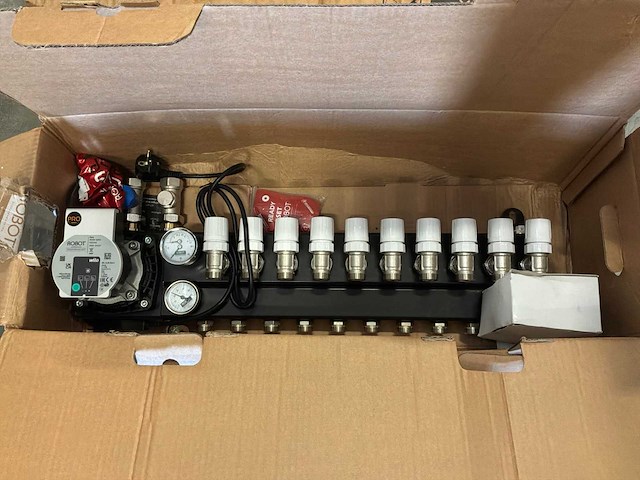 Robot para hu25/6-43/scu 10 groeps verdeler - afbeelding 1 van  4