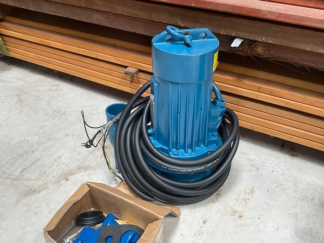 Robot pumps vuilwaterpomp - afbeelding 4 van  4