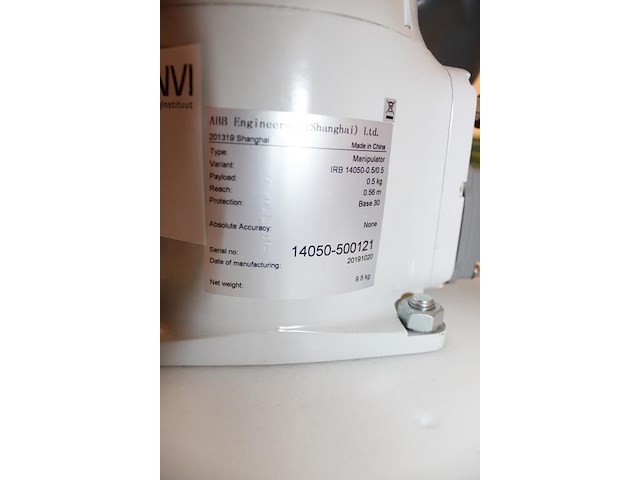 Robotarm abb manipulator irb 14050-0.5/0.5. bouwjaar 2019. in gebruik als lesrobot. let op: exclusief verri... - afbeelding 4 van  5