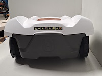 Robotmaaier, husqvarna, 330x, wit, 2015 - afbeelding 13 van  15