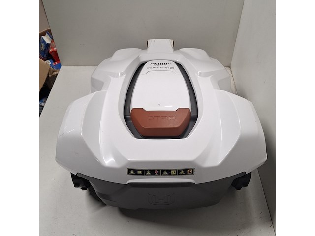Robotmaaier, husqvarna, 330x, wit, 2015 - afbeelding 14 van  15