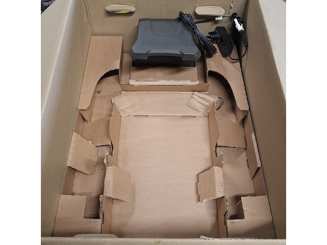 Robotmaaier, husqvarna, 415x, donkergrijs / antraciet, 2022 - afbeelding 8 van  17