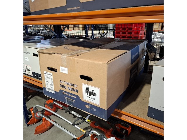 Robotmaaier, husqvarna, am320 nera, 2023 - afbeelding 1 van  2