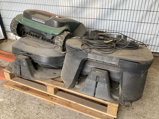 Robowmow - grasmaaier - afbeelding 1 van  6