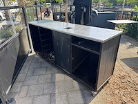 Robuust verrijdbaar debrasseermuebel met rvs top - afbeelding 6 van  7