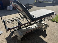 Robuuste en professionele verrijdbare brancard/brancardtrolley, strijker, zwart - afbeelding 2 van  4