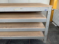 Robuuste werkbank met drie onderschappen - afbeelding 4 van  5