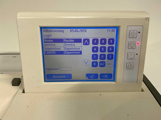 Roche cobas u 411 - afbeelding 2 van  2