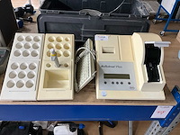 Roche refloton plus bloedonderzoek analyse-automaat - afbeelding 1 van  7