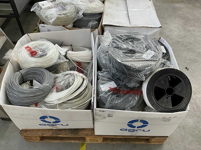 Röchling en simona kunststof pe en pp lasdraad op pallet (3x) - afbeelding 7 van  13