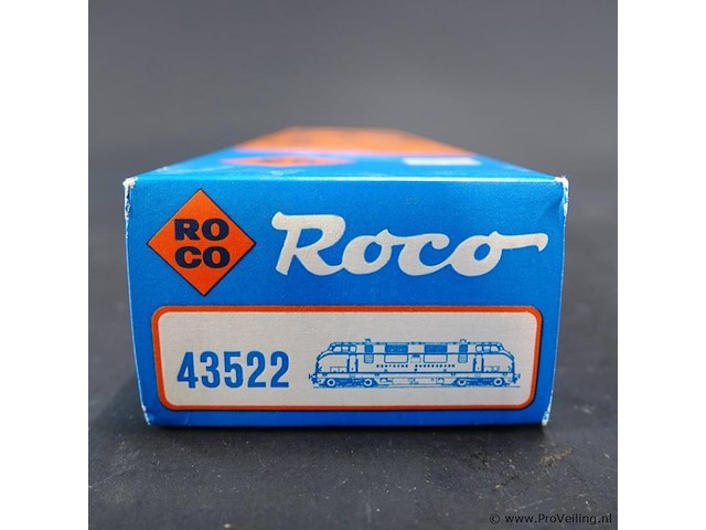 Roco db v 200 diesellocomotief fin purperrode en grijze kleurstelling. modelnr: 43522 - afbeelding 5 van  5