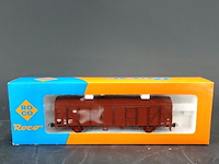 Roco gesloten goederenwagen (type gbs) van de duitse spoorwegen (db) modelnr: 44324a - afbeelding 2 van  3