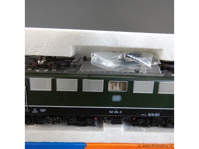 Roco goederentreinlocomotief br 140 van de duitse spoorwegen (db) - afbeelding 3 van  5