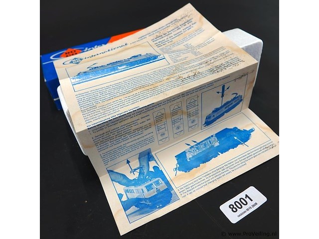 Roco locomotief baureihe 111 (br 111) van de db modelnr: 4133 - afbeelding 3 van  5