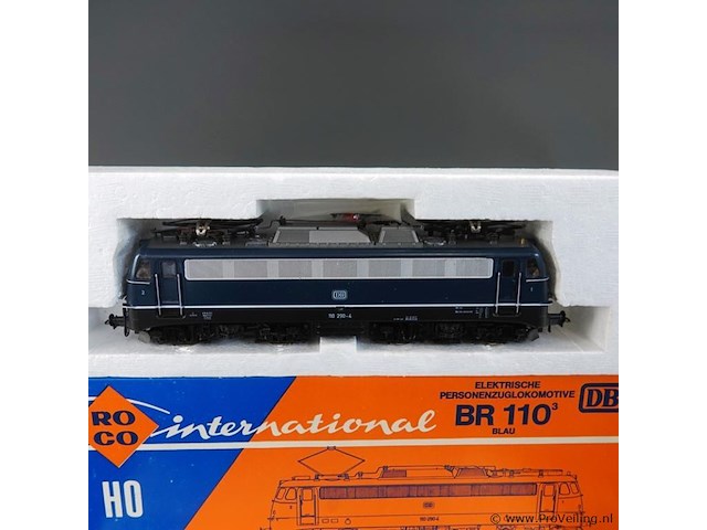 Roco locomotief van de baureihe 110 van de deutsche bundesbahn (db) - afbeelding 2 van  5