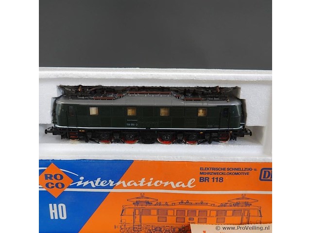 Roco locomotief van de deutsche bundesbahn (db), type br 118 051-2 - afbeelding 2 van  5