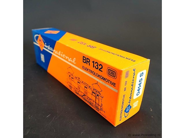 Roco modelspoornocomotief van het type e 32 103 (bouwserie e 32 / br 132) - afbeelding 4 van  5