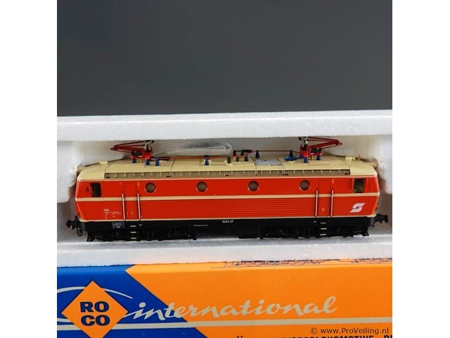 Roco öbb 1044.27 thyristorlocomotief. modelnr: 04197s - afbeelding 2 van  5
